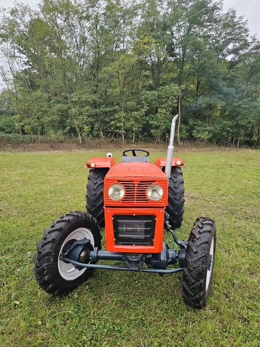 Vând U550 DT 4x4 si U445