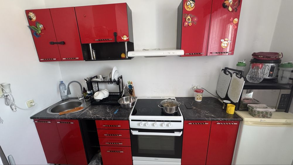 Куханный гарнитур