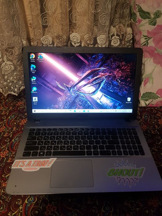 Asus sonicmaster noutbuk