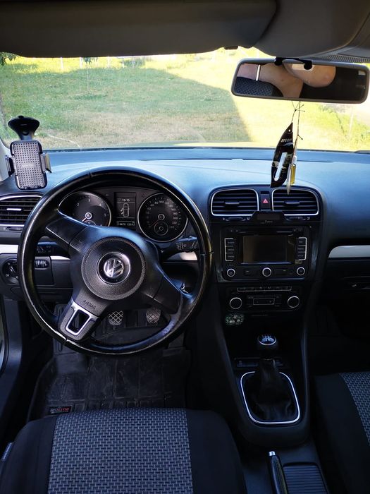 Vând Volkswagen break