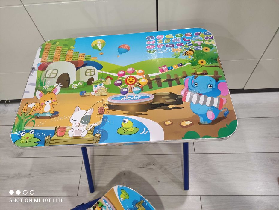 Детски комплект маса с столче