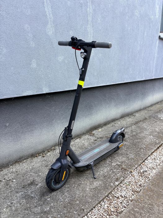 Trotineta electrica Segway Ninebot G30D