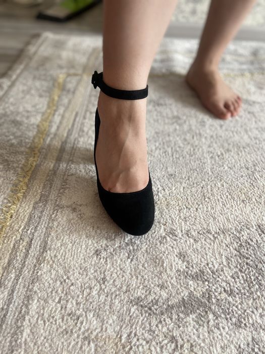 Женские вечерние туфли