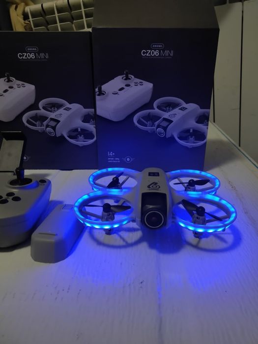 Продам дрон с камерой профессиональный