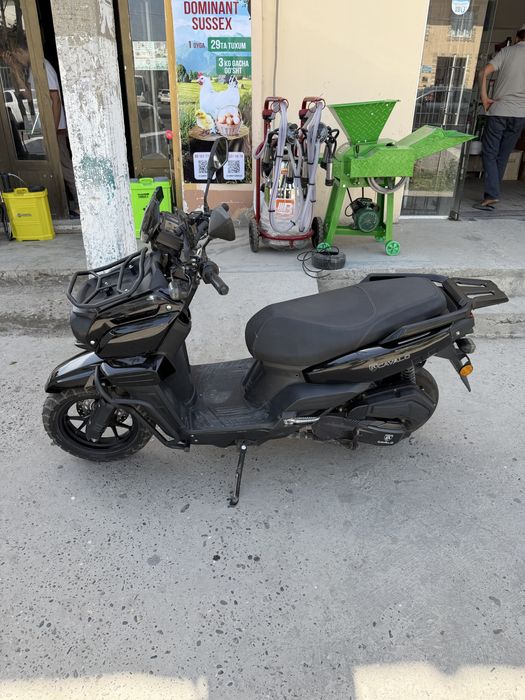 Skuter Tank 2 cavallo