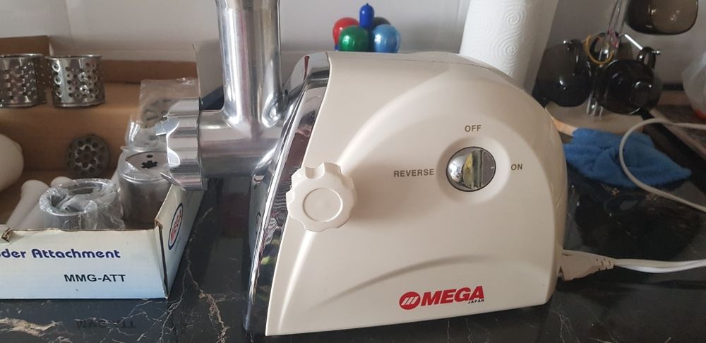 Продам мясорубубка