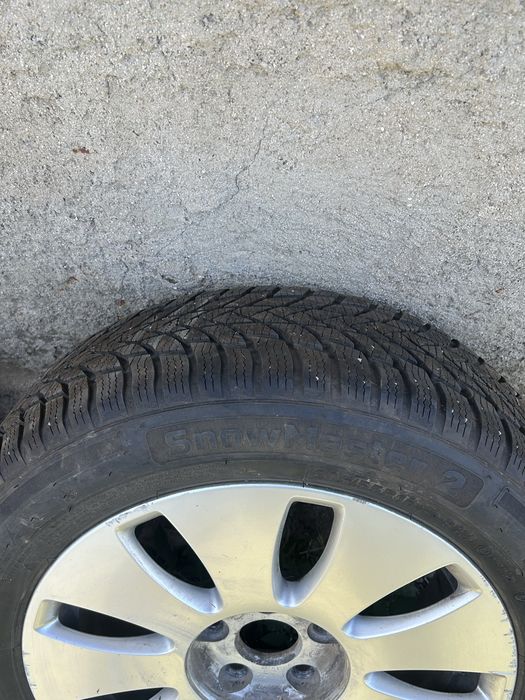 Зимни гуми 205/55 R16 със оригинални джанти Audi