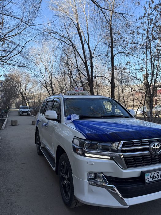 Тайота Ланд Крузер 200