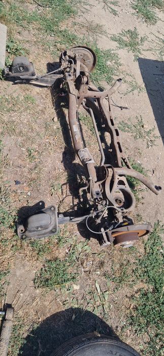 Punte spate skoda octavia 2 facelift