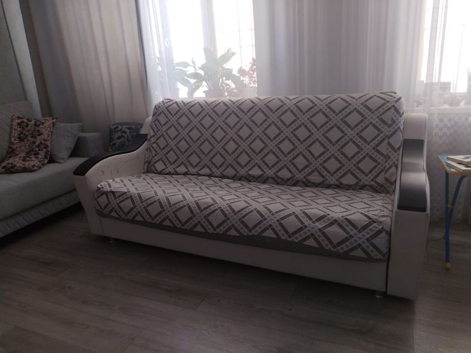 Диван в отличном состоянии