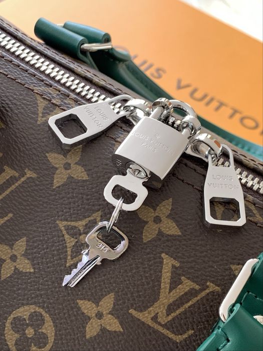 Geanta Louis Vuitton , calitate premium , pe comanda , noua
