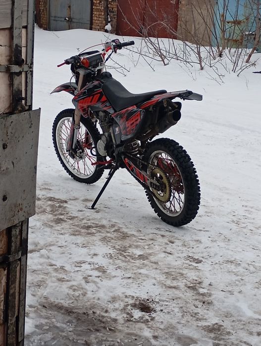 Продам эндуро 250