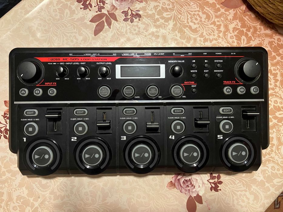 Професионален лупър Boss RC-505  MK1 Loop Station