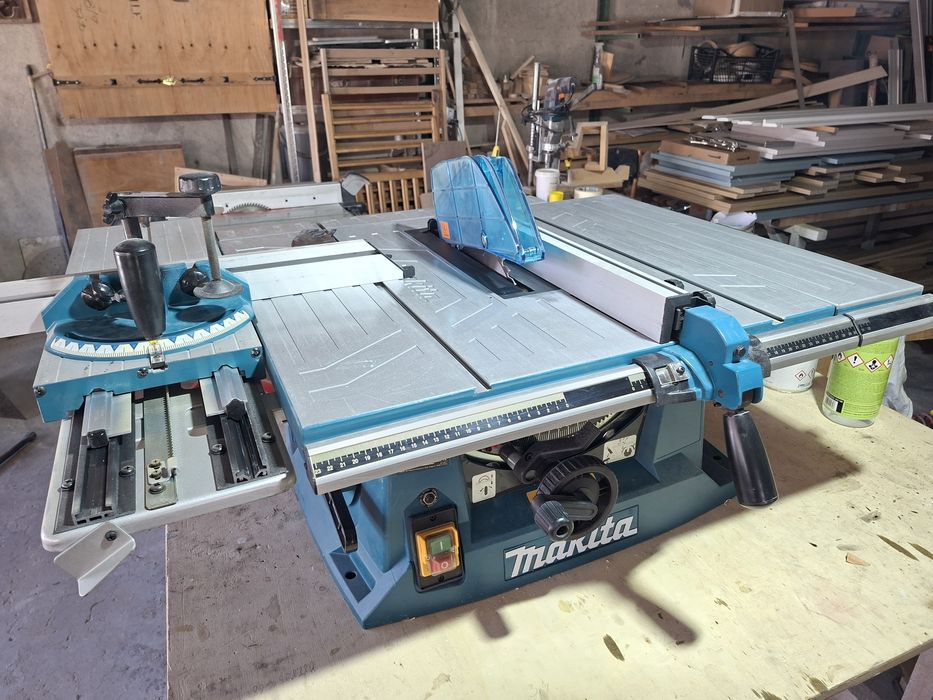Настолен циркуляр Makita 470€