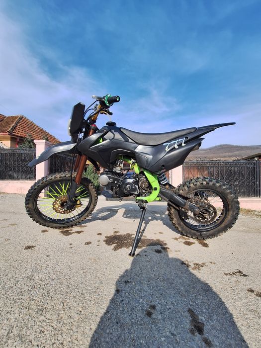 Vînd cross 125cc