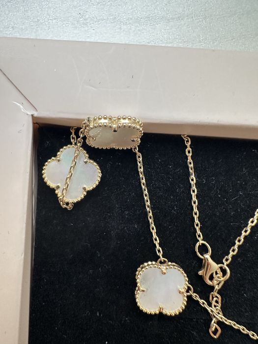 Златно колие / златен синджир Van cleef Ван клиийф