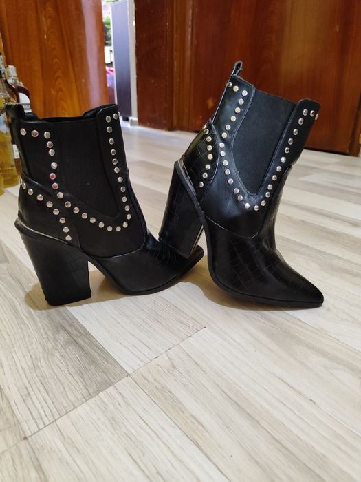 Дамски обувки и боти