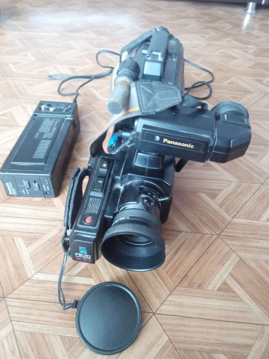 Продаю  ретро-камеру