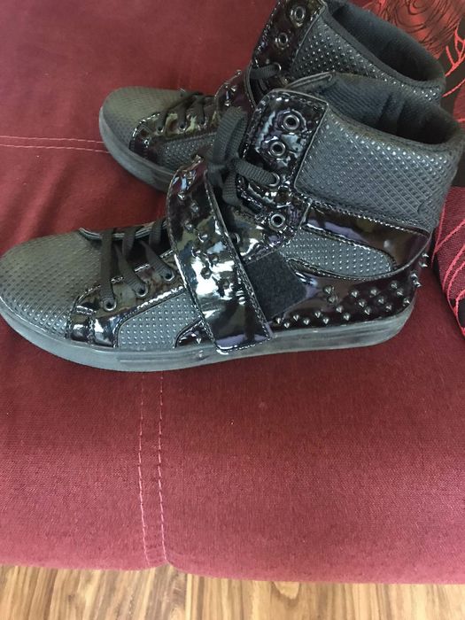 Страхотни кецове