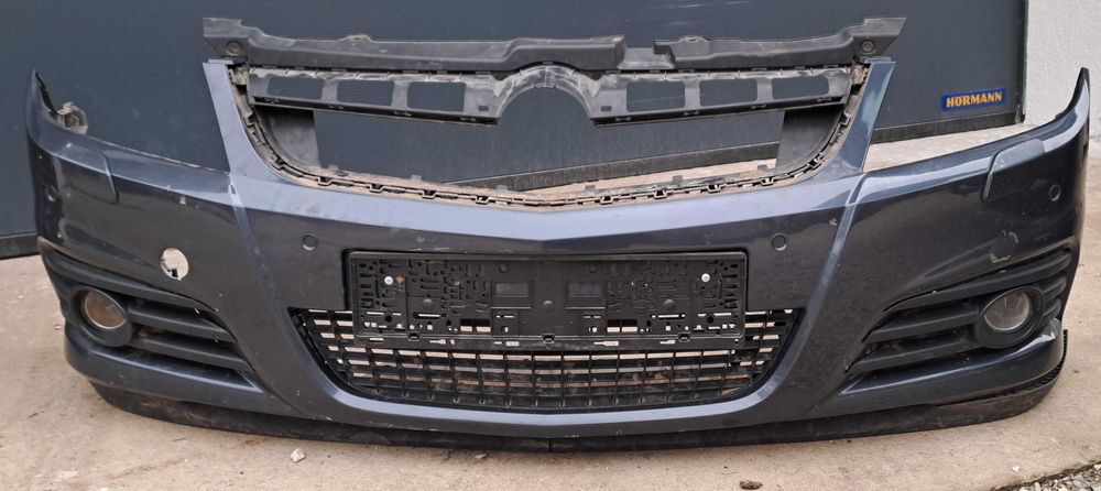 Предна броня от Опел Астра Opel Astra H 1.9 CDTI 150 к.с 2004-2010г.