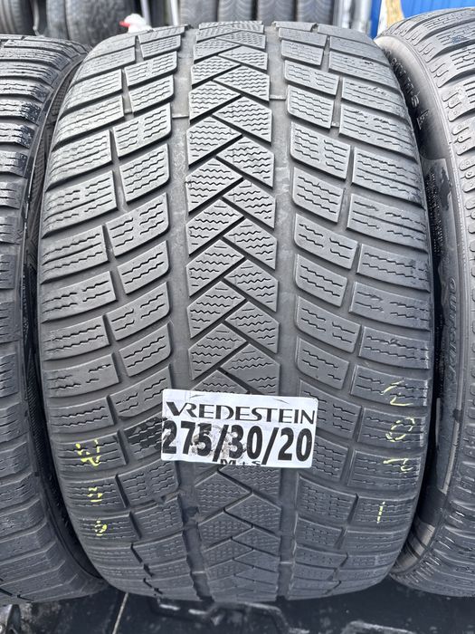 275/30/20 - 245/35/20 Vredestein - Pirelli M+S