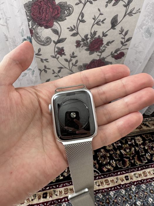 Apple Watch SE GPS 44mm