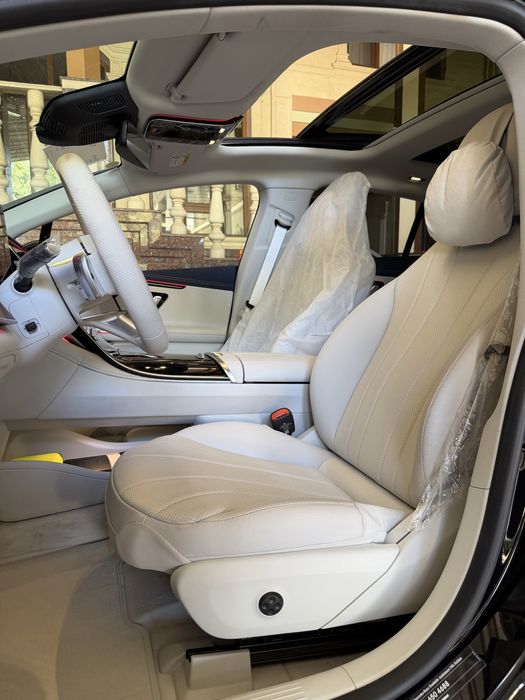 Mercedes Benz EQE 500