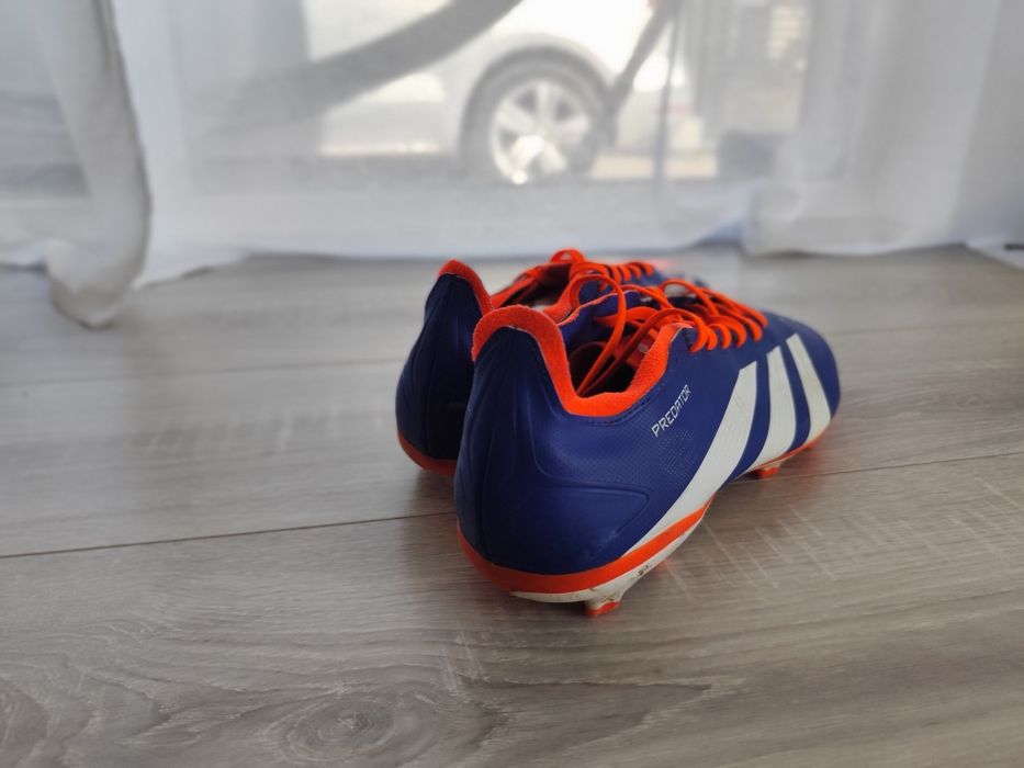 Papuci fotbal adidas predator