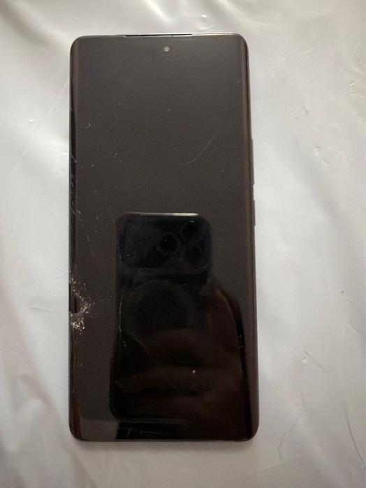 Продам телефон , в рабочем состоянии.