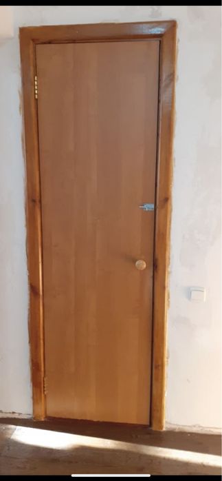 Продам межкомнатные двери