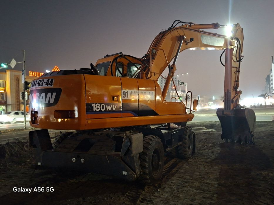 Ekskavator Sotiladi  Doosan