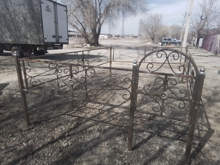 Оградки ,кресты ,ритуальные услугу .