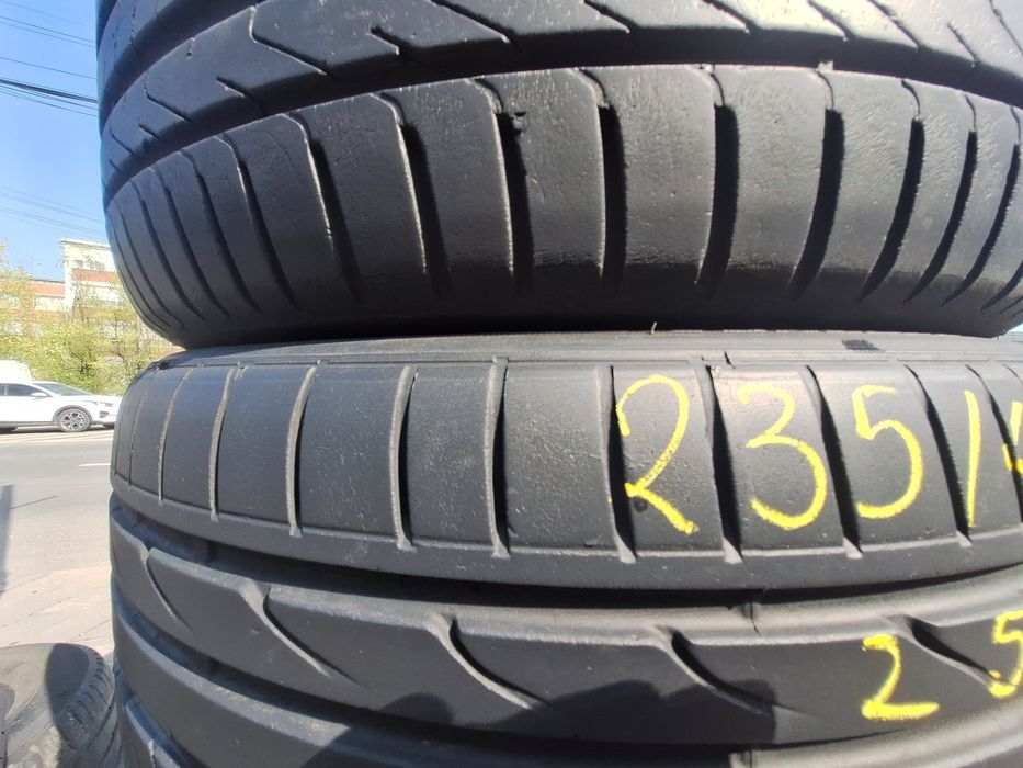 Vând câte 1x anv vara 235/40r19 Bridgestone și 225/45r18 Pirelli Montaj Gratuit