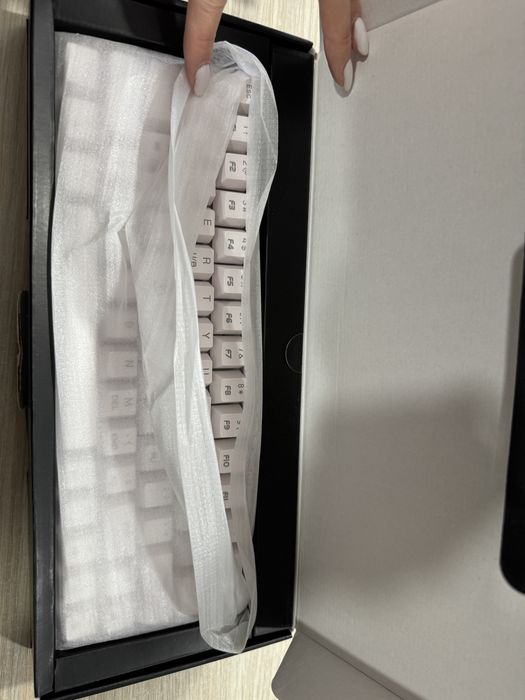 Tastatură mecanică pentru jocuri, DIERYA DK63, NOUA!!!