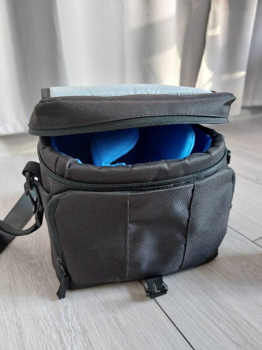 Pachet Aparat foto DSLR CANON EOS 2000D 24.1 MP+obiective+husă+card