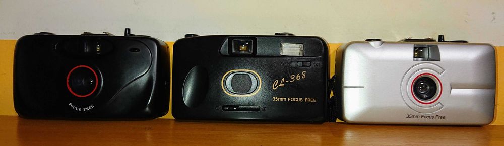 Lot 10 aparate foto film 35 mm complet functionale ( 3 point & shoot ) pt. amatorii de lomografie