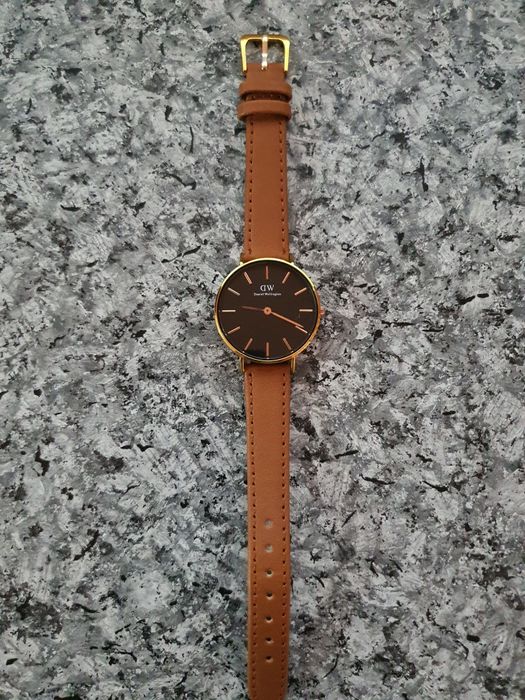 Часы "Daniel Wellington " оригинал