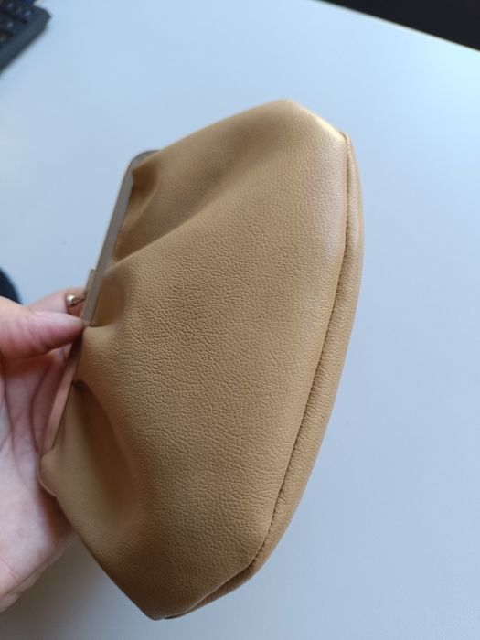 Дамско портмоне от естествена кожа