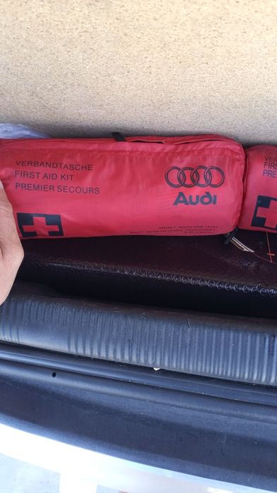 Мокет Фолксваген Кади и аптечки ауди
