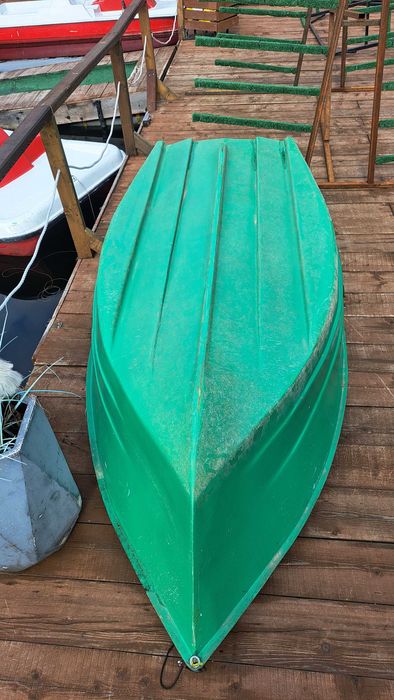 Vand barca din fibra de sticla cu vasle, pereti dubli, 2,5 m