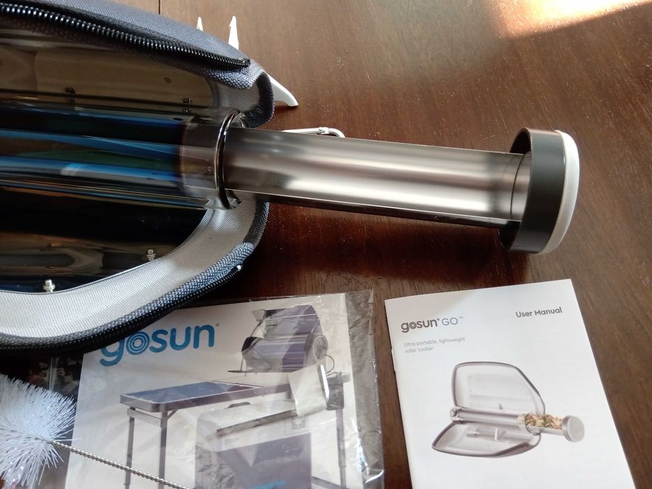 Слънчева фурна GOSUN 0.9л.