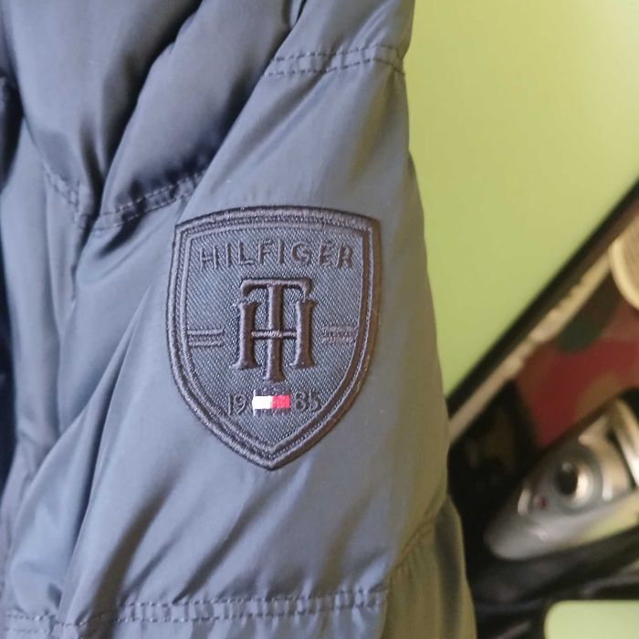 Vand geaca pene tommy hilfiger