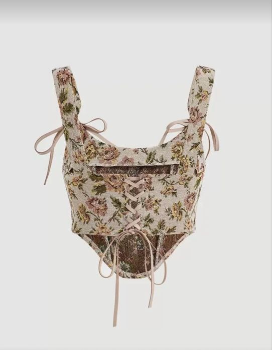 Корсет с връзки