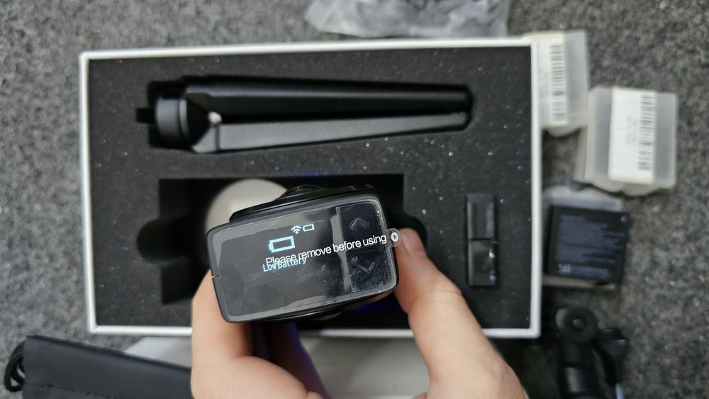 +4шт батареи. Yi 360 vr camera новая
