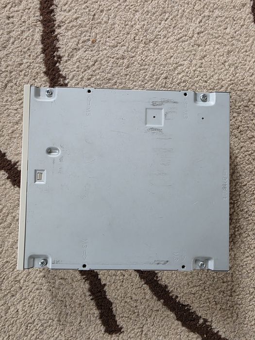 DVD-RW дисковод LG Super Multi (SATA) GSA-H62N