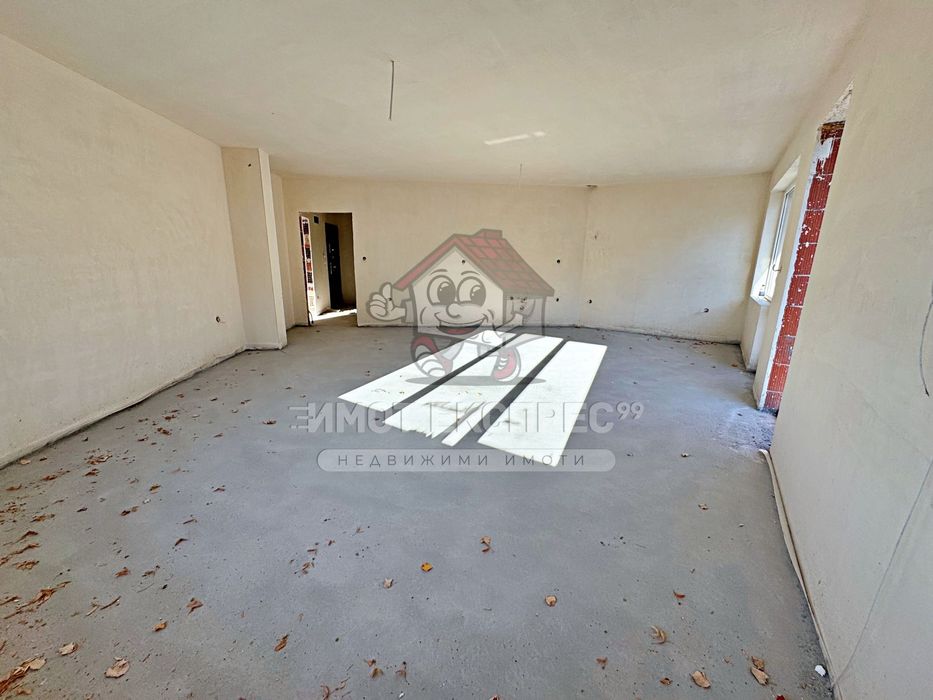 Продава се Тристаен апартамент в Асеновград - 126 кв.м за 1191 €/кв.м - Снимка #2