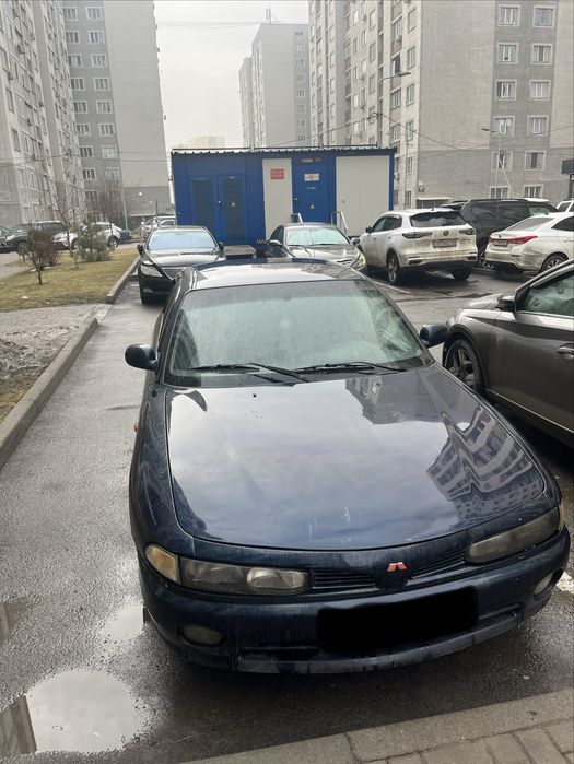 продаю автомобиь