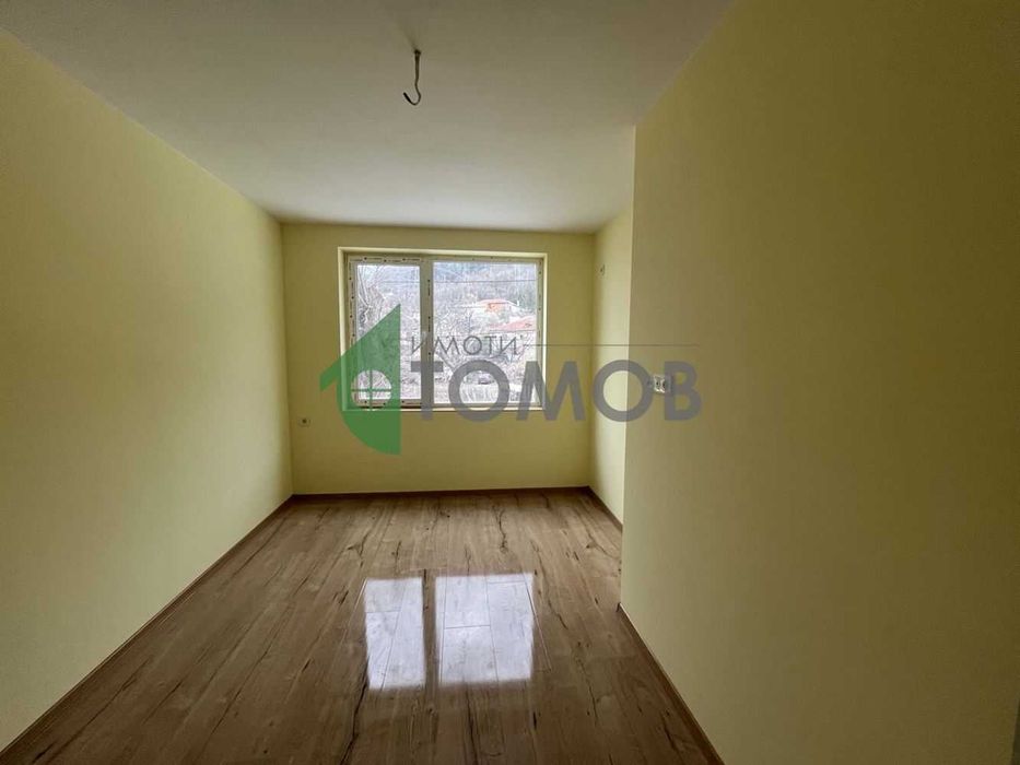 Продава се Двустаен апартамент в Шумен, Томбул джамия - 62 кв.м за 1152 €/кв.м - Снимка #3