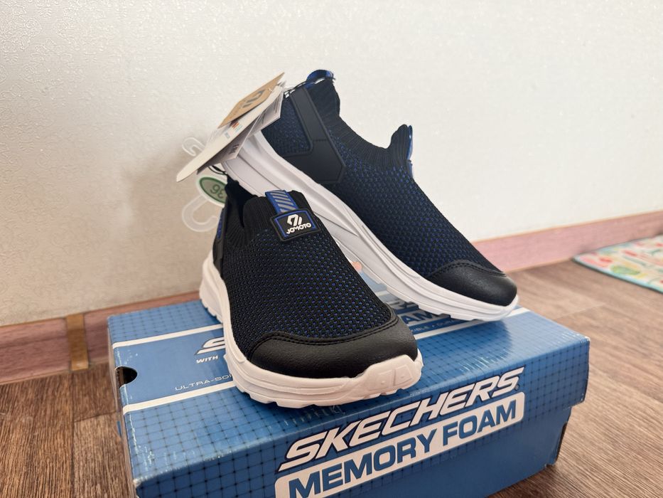 Продам  кроссовки