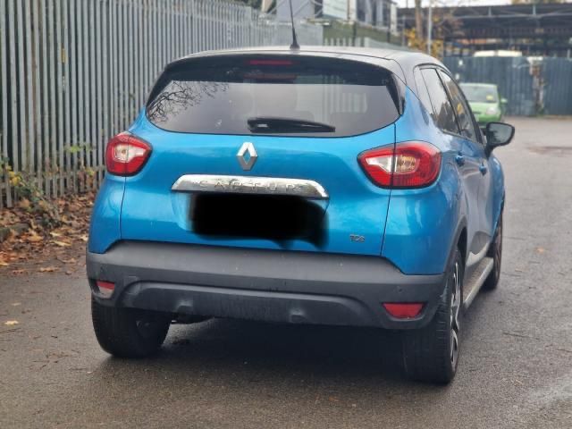 Dezmembrez Renault Captur 0.9 tce an 2014